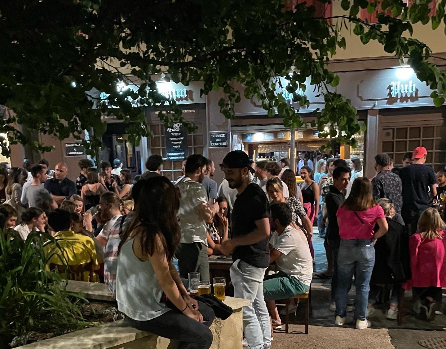 Trouve ton resto idéal, rue Charles Michels