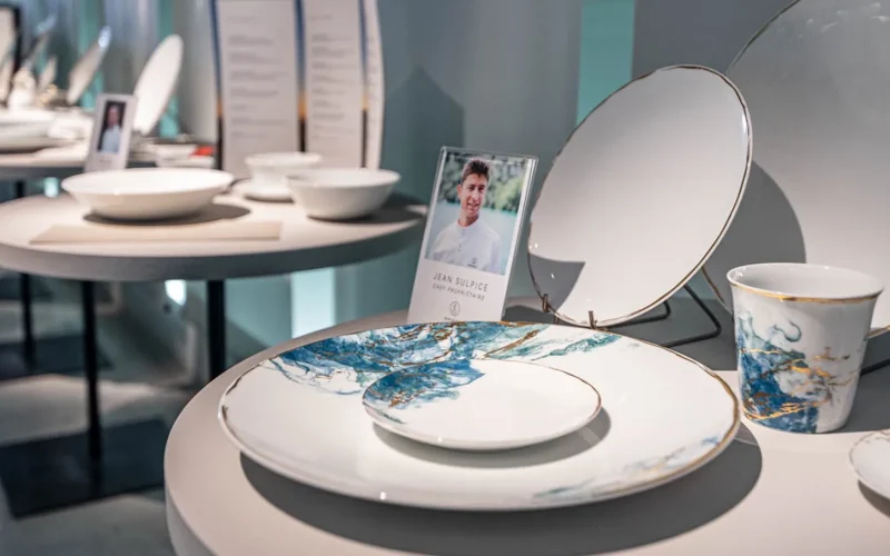 Assiette Bernardaud en porcelaine de Limoges