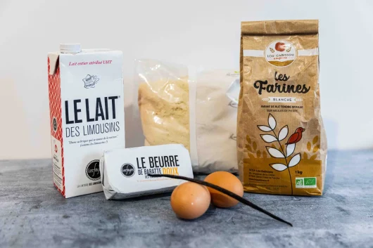 ingrédients recette galette des rois - oeufs, beurre, lait, farine, vanille