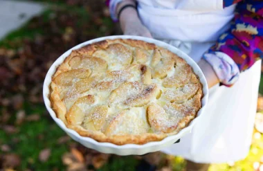 Produits régionaux du Limousin. Flognarde aux pommes