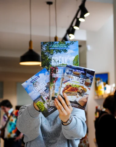 Brochures, guides et plans de Limoges