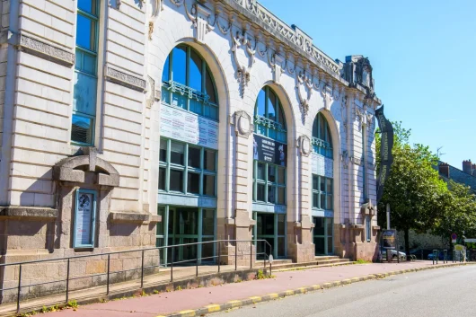 Le Festival Mi/Mi, mi-cirque, mi-théâtre