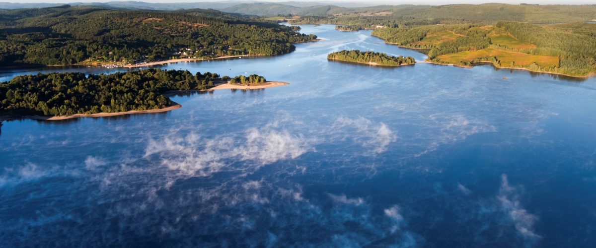 Lac de Vassivière et plateau de Millevaches