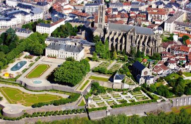 Tri et valorisation des biodéchets en tourisme